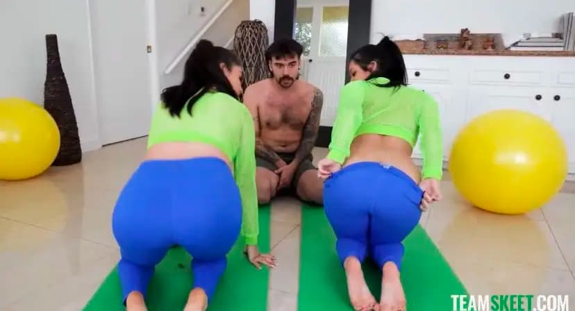 [StepSiblings] Tara Bell, Raven Reverie – “Wanna See How Flexible We Are?” Hot Yoga Gets Hotter - Doeda izle aramalarında en çok tıklanan altyazılı sahnelerden biri