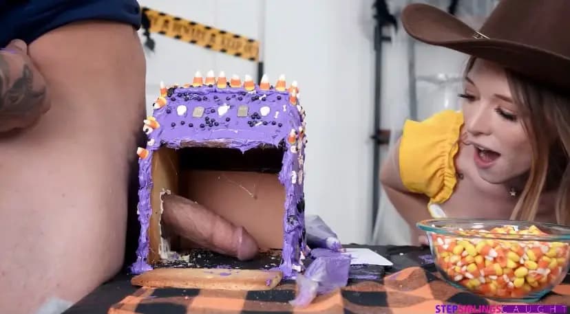[StepSiblingsCaught] Myra Moans – Stepsis Uses My Frosting To Decorate – S32:E5 – video with English subtitles